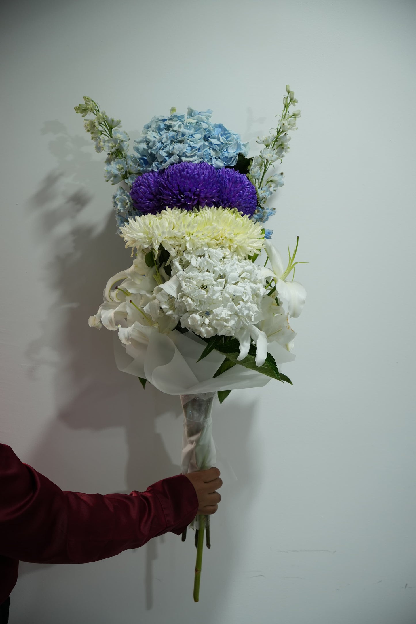 Ocean Breeze – Premium Mixed Bloom Bouquet