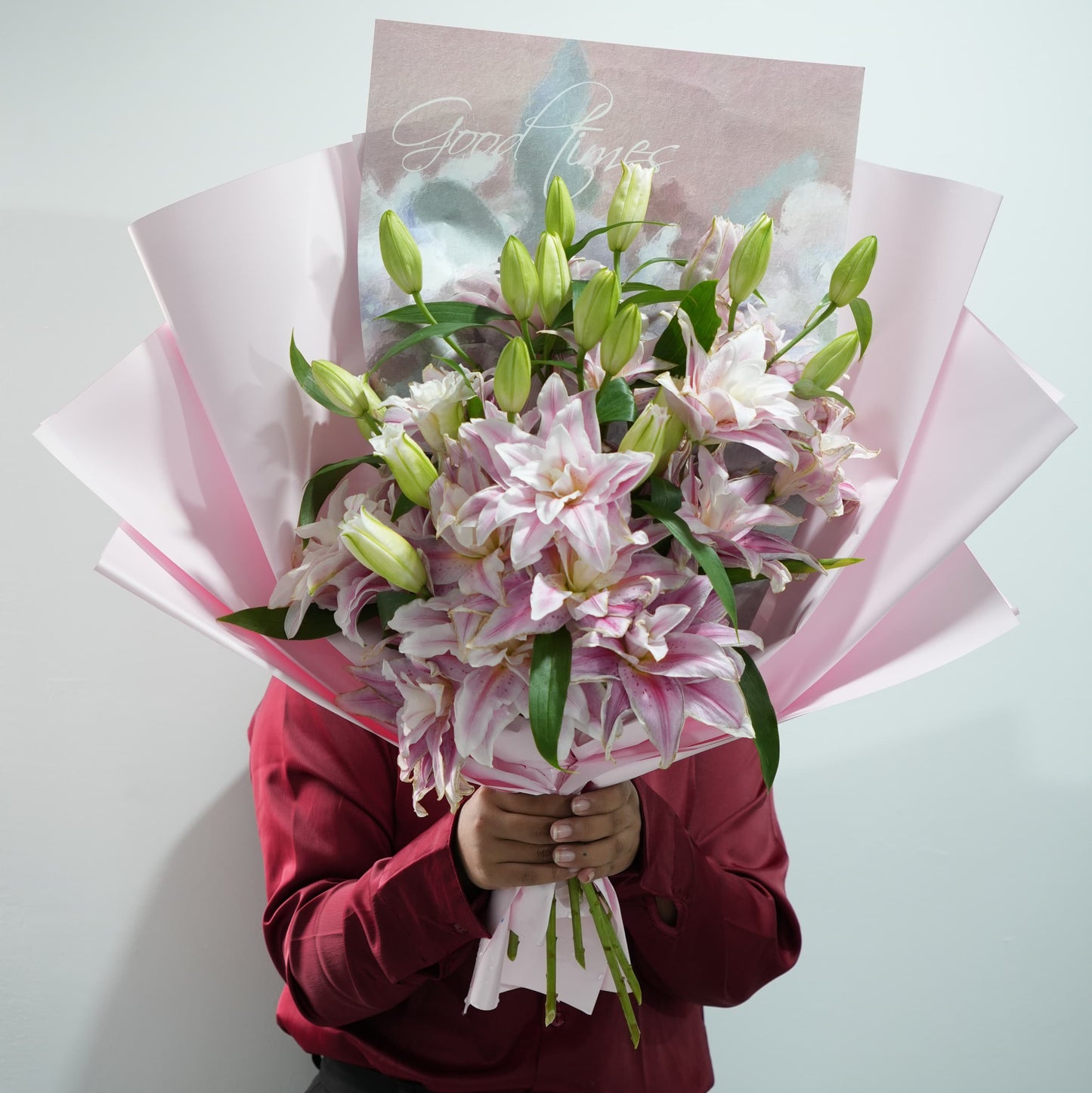 باقة زنبق السيمفونية الوردية