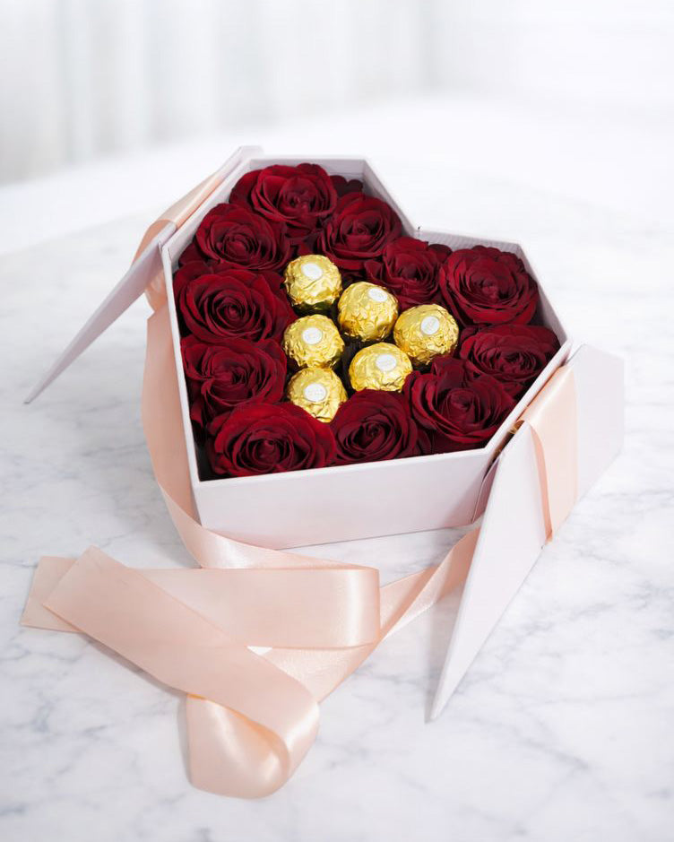 Heart Roses & Ferrero Rocher Box